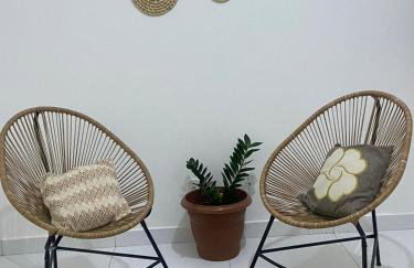 Casa Ampla de estilo colonial, espaço para até três carros - Foto 13