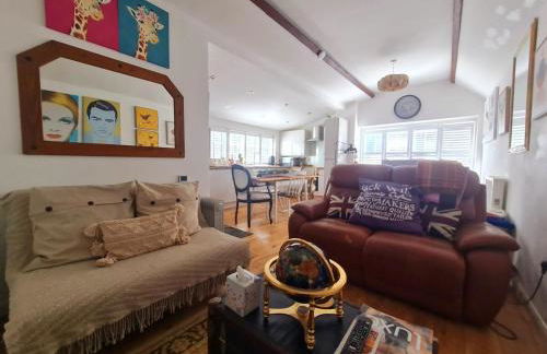 Stylish Open Plan Guest House 400sq ft Rutland - Photo 24