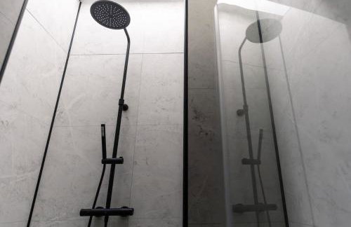 Tiny House, Stunning 1 Bed, Super King, Freestanding Bath, Parking - Foto 28