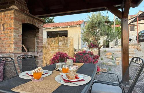 STARA KUĆA - old stone house - Foto 52