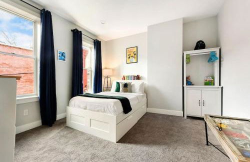 HostWise Stays - The Alpine - Family Friendly, Great Area, 3BR Home - Foto 4