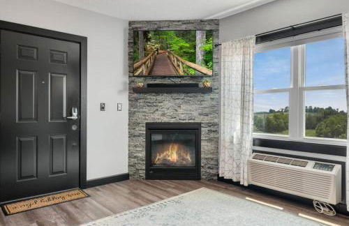 The Serenity Suite - Main Street Lodge in Berlin - Photo 4