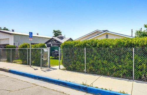 1 Mi to Rabobank Arena Home with Gazebo! - Photo 35