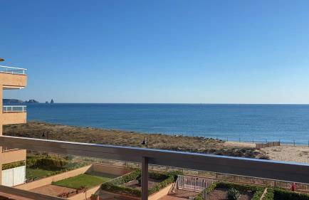 Paraíso Playa de Pals - reformado primera línea de mar con parking - Foto 11