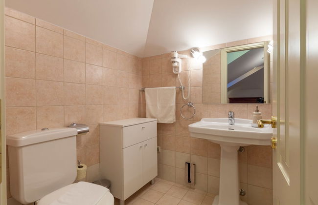 Villa in Selca With Pool Near Adriatic Sea - Photo 16