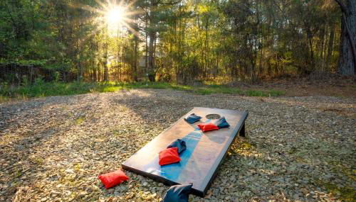 NEW Farmhouse-Chic Cabin with Hot Tub & Firepit - Foto 3