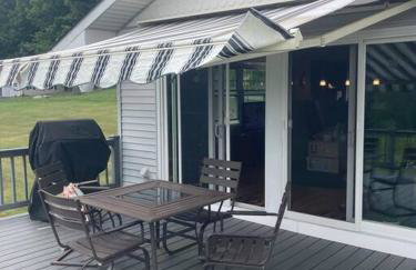 Close to skiing and hiking, walk to main street - Foto 7