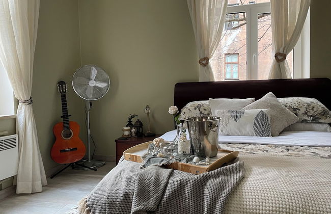 Exquisite 1Br/Ba Apt w/Free Parking in City Center - Foto 1