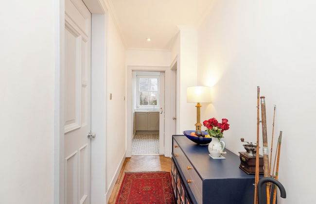 Spacious 2-Bedroom Ground Floor Flat - Foto 1