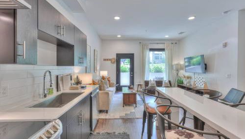 Amazing Downtown Condo w Pool Free Parking 104 - Foto 1