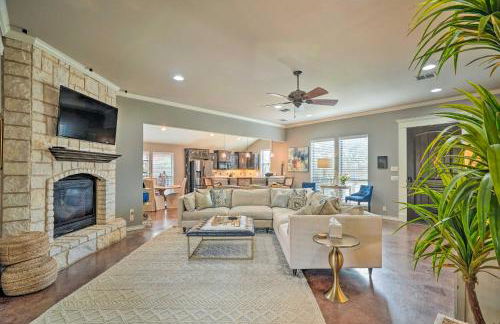 Luxe Midland Retreat with Patio, Grill and Yard! - Foto 4