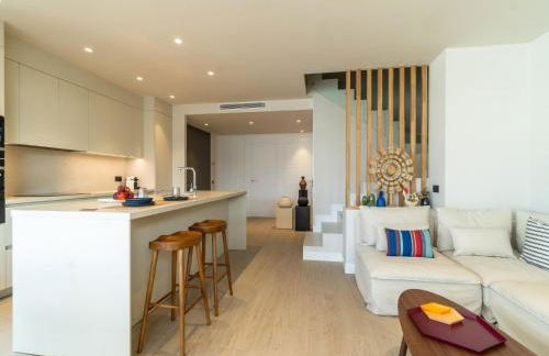 Sunny Villa by Platja Ardiaca - Photo 8