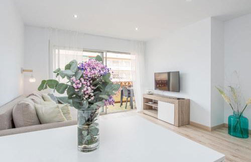 Milenial Immo SIM1 Apartamento a 300 mts de la playa y paseo marítimo - Foto 2