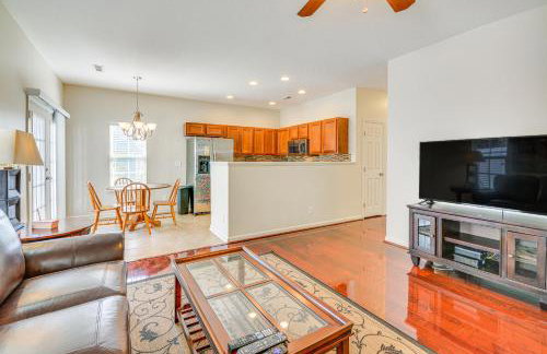 Cozy Greensboro Townhome with Community Pool and Grill - Foto 3
