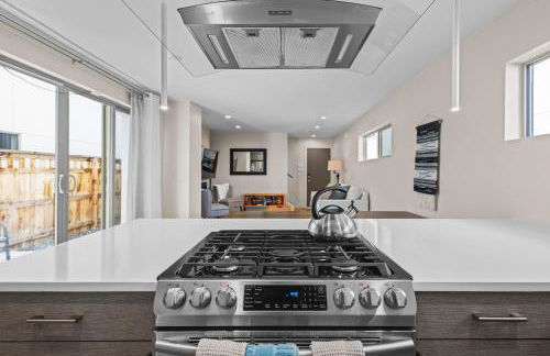 Modern Townhome for long stays Near Sloans Lake - Foto 16