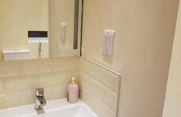 London Luxury Apartments 5 min walk from Ilford Station, with FREE PARKING FREE WIFI - Foto 44