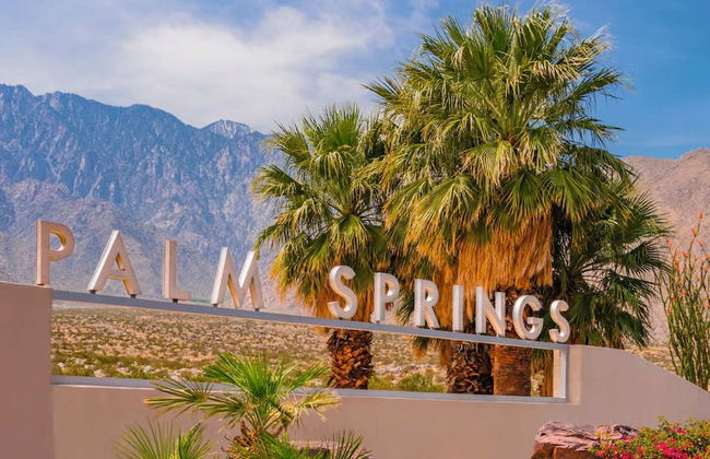 Cozy Condo w Heated Pool 1 Hr to Joshua Tree NP - Foto 16