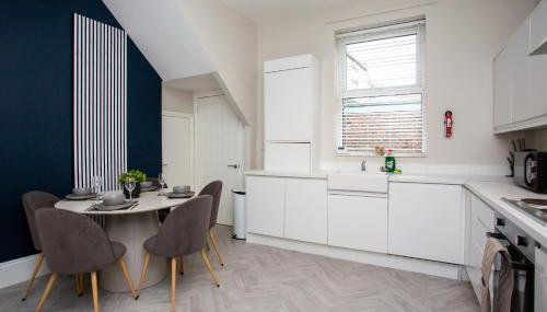 Vacant Nests The Tynemouth 3BR WiFi - Foto 5
