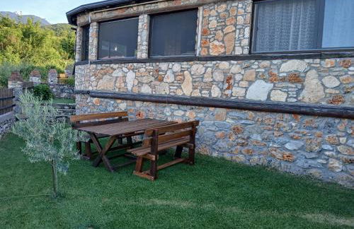 Artemis' Stone House - Photo 36