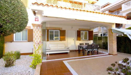 Encantador bungalow de planta baja - Photo 3