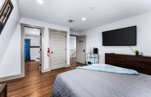 River Hotel Groups Main Street Games Firepit - Photo 10