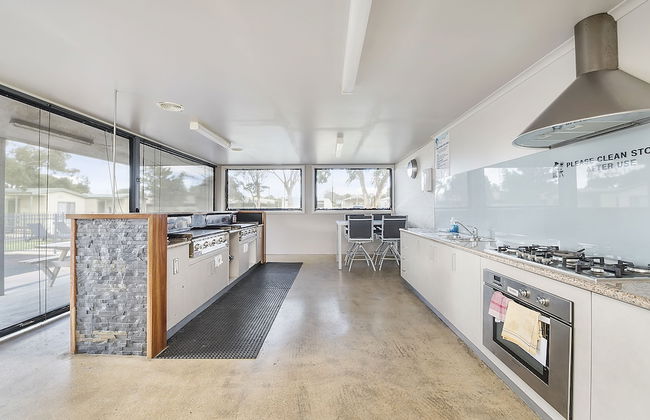 Apollo Bay Holiday Park - Photo 29