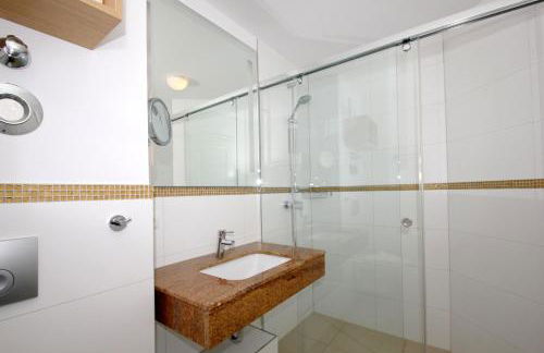 strandnahe FeWo mit Balkon, gratis Nutzung vom AHOI Erlebnisbad und Sauna in Sellin - Rex Rugia FeWo 30-8 - Foto 9