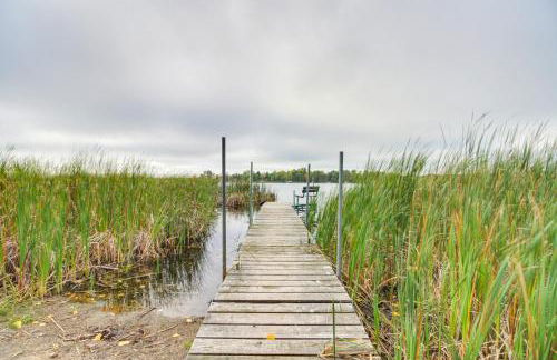 Away at Moose Bay Breezy Point Gem with Game Room - Foto 34