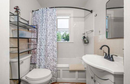 2BR 1BA Small Town Feel Pets Allowed - Foto 18