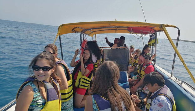 Prêts pour le baptême de plongée