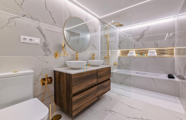 Grand Horizon Luxury Boutique Apartments - Photo 62