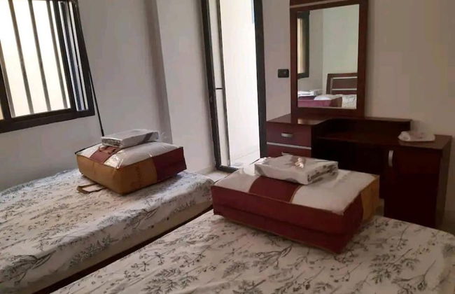 Stunning 4-bed Apartment in Ain Saadeh - Foto 2