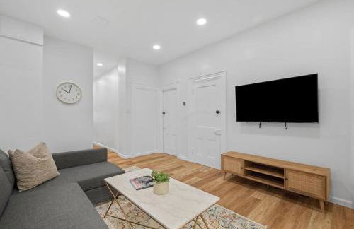 Bloomfield, Shadyside !2 Modern and Spacious Two Bedroom Apt with Free Parking - Foto 5