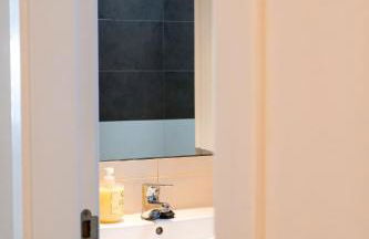 Studio 5 mins from El Palo Beach WiFi & AC - Photo 17