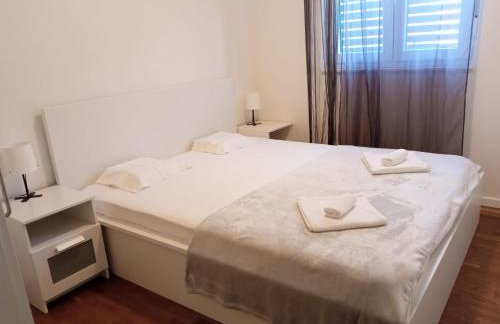 Apartment Paola with free private parking place - Foto 13