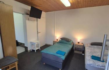 Gemütliches 2-Bett Apartment an der Saar, A8, A620, - Foto 9