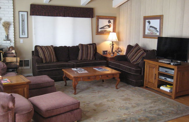 Chateau Sans Nom by Mammoth Reservation Bureau - Foto 41