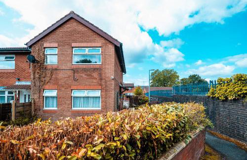 Family & Group Stay in Manchester - Free Parking - Foto 41