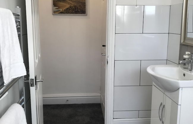 Stylish 3-bed Preston Home for Relaxing Comfy Stay - Foto 33