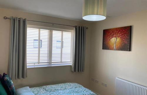 Homely & Warm Trumpington House w Parking, 5 mins drive to Bio Medical Campus, Addenbrooke's & Papworth hospitals - Foto 34