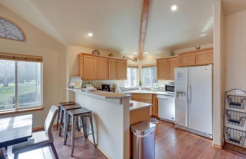 Pet-Friendly Townhome with Hot Tub in Redmond! - Foto 12