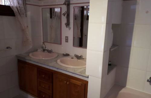 Apartamento tranquilo en una casa con jardín - Foto 5