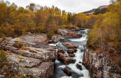 Highland Hideaway in secluded riverside location - Foto 58