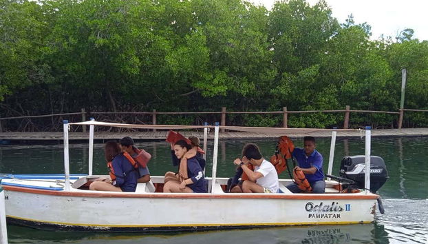 Balade en bateau dans la lagune de Restinga