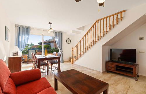 Apartment close to the sea in Las Chapas - Photo 4