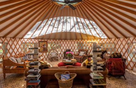 Tranquil Yurt Rental for Two with Soothing Interior on Ranch near San Luis Obispo - Foto 12