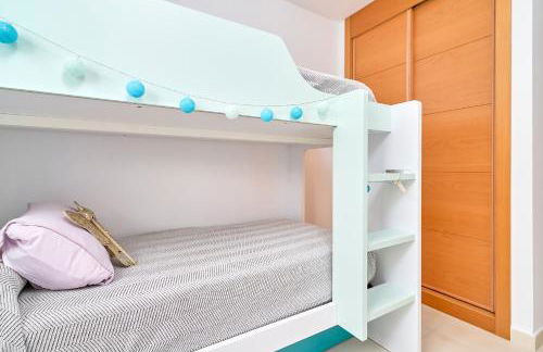 Amplio Ático De 2 Habitaciones - Photo 22