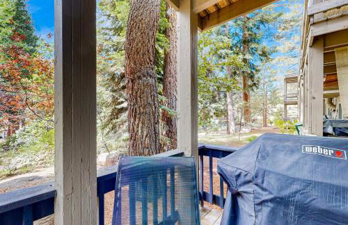 Modern Mountain Retreat - Foto 24