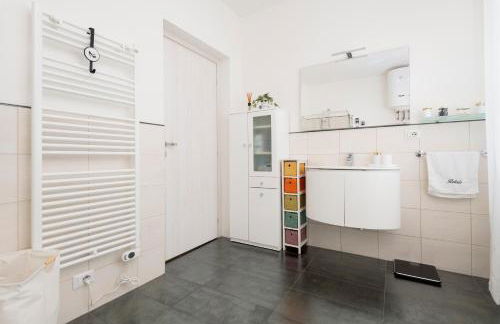 Relais Seriate,10 min Airport Milano-Bergamo, Parking Free e Air Conditioning - Photo 6