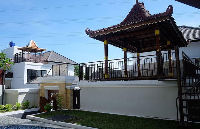 Villa Jogja Grand Bale with Private Pool by Simply Homy - Foto 23